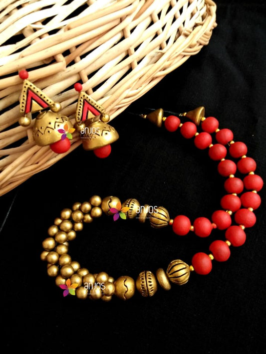 Red Beaded Terracotta Neckset