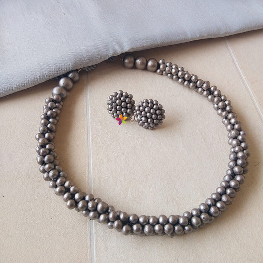 Metallic Silver Beaded Terracotta Neckset