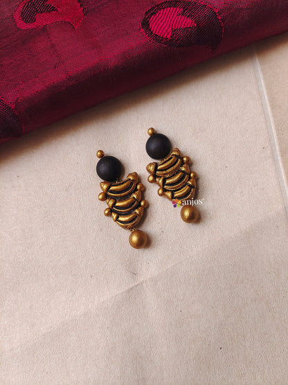 Antique Eclipse Terracotta Neckset