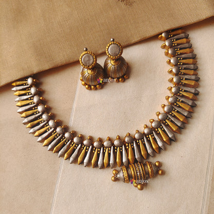 Twin Tone Terracotta Neckset